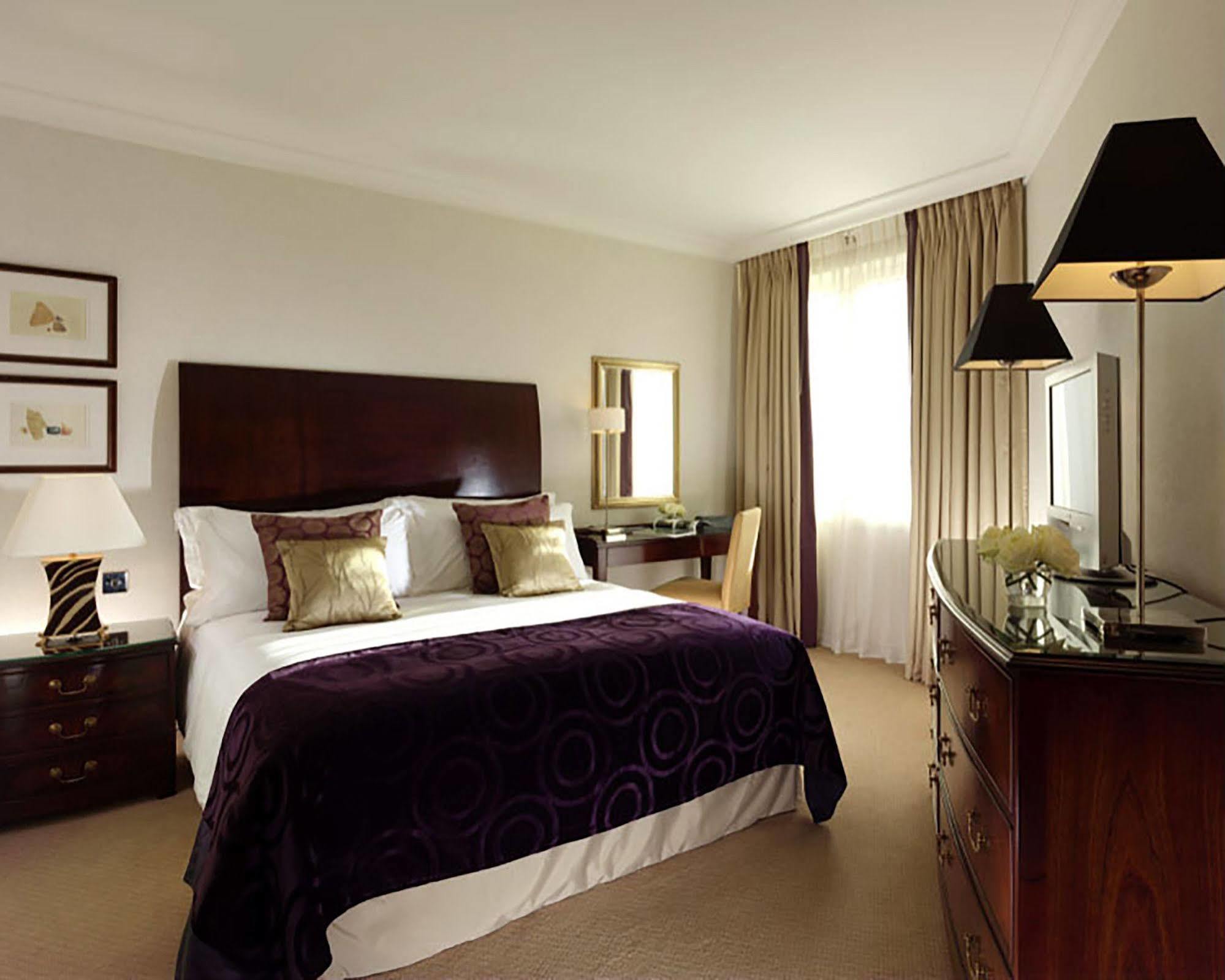 Cheval Gloucester Park At Kensington Londra